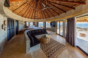 Premium bedding, minibar, in-room safe, blackout drapes