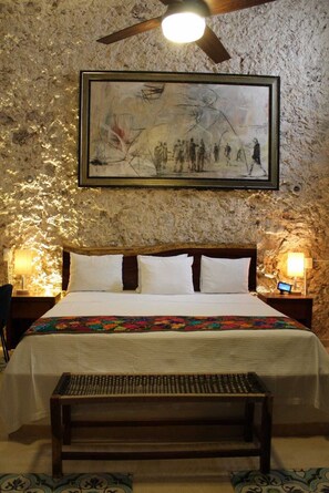 Grand Double Room | Premium bedding, minibar, in-room safe, free cribs/infant beds - Hotel Zamna (Mérida)