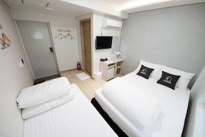 Standard Triple Room | Premium bedding, desk, free WiFi