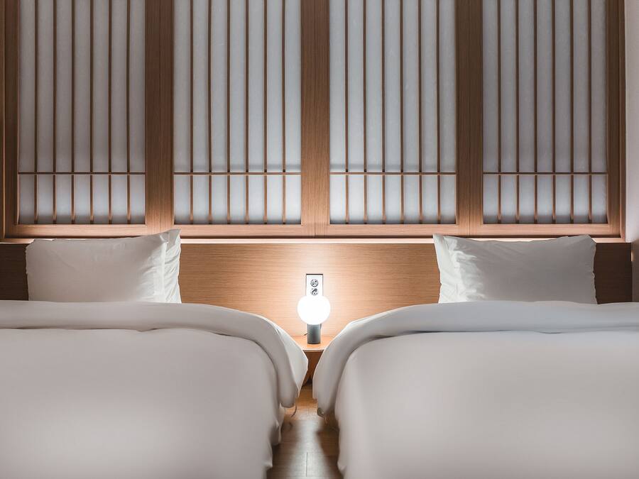 Family Twin | Premium bedding, down comforters, Select Comfort beds, soundproofing