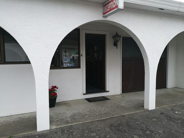 Entrada de la propiedad