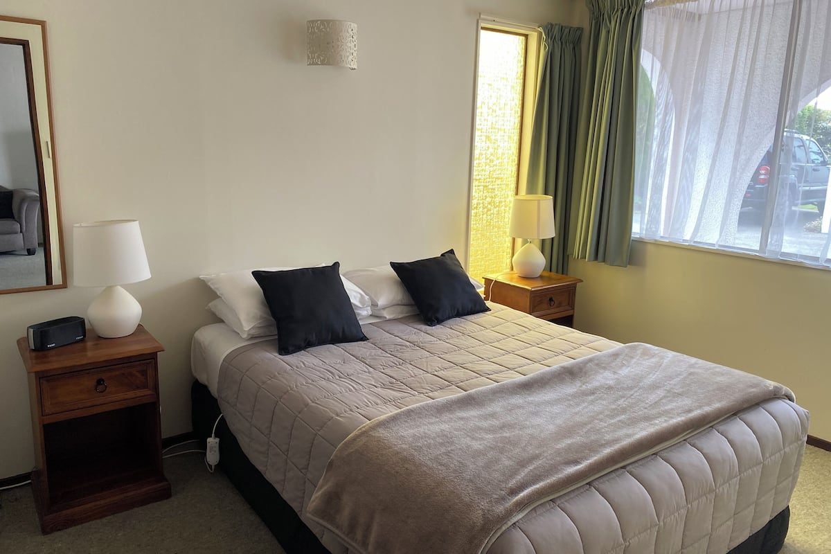 Family Apartment, 2 Bedrooms (Unit 1) | Iron/ironing board, free cribs/infant beds, free WiFi