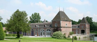 Elegant Castle Stay, Havelange