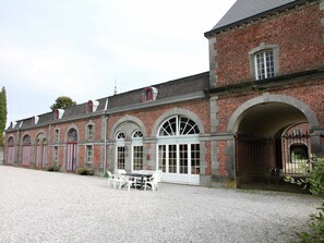 Exterior - Elegant Castle Stay, Havelange (Barvaux-Condroz)