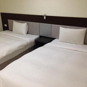 Comfort Twin Room - Big Bear Hotel (Kaohsiung)