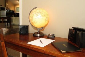 Self Contained Unit | In-room business centre