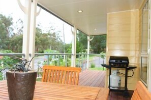 Self Contained Unit | Balcony