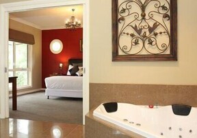 Self Contained Unit | Jetted tub