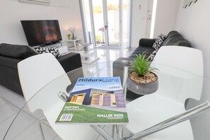 Living area - 112 Olive Apartments (Mildura)