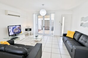 Superior appartement, 2 slaapkamers | 2 slaapkamers, luxe beddengoed, een kluis op de kamer