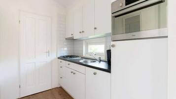 Micro-ondes, lave-vaisselle