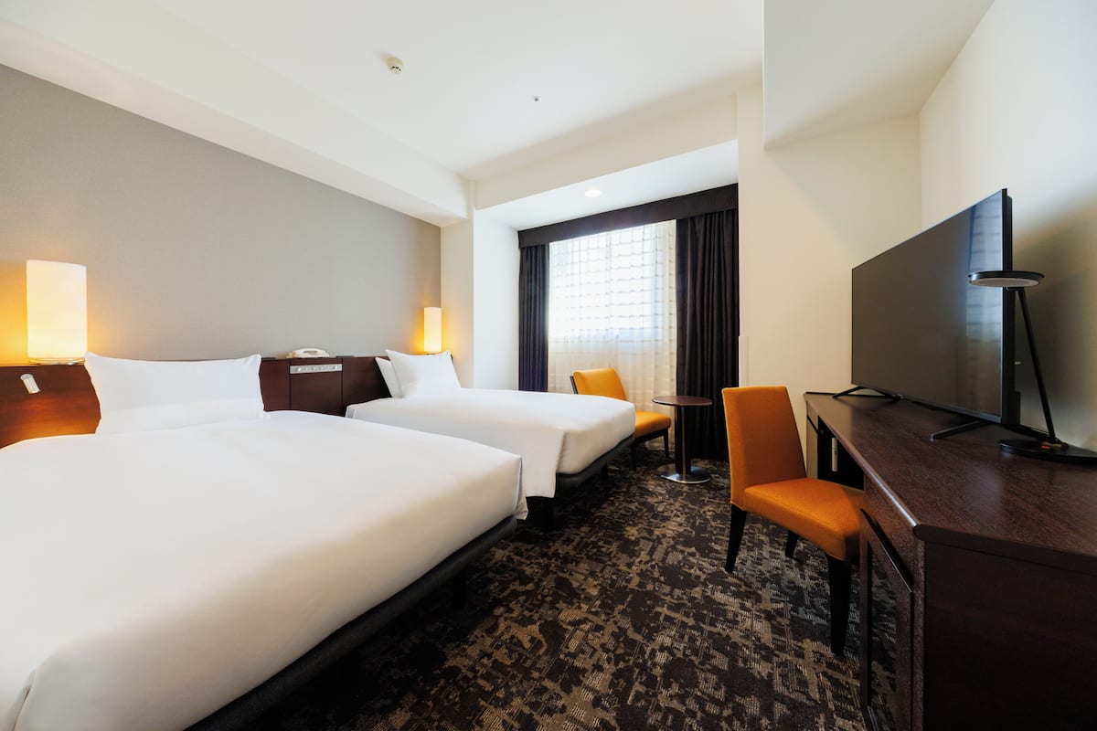 Bureau, rideaux occultants, Wi-Fi gratuit, draps fournis