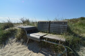 Property grounds - Holiday Home in Nieuwvliet near Beach (Nieuwvliet)