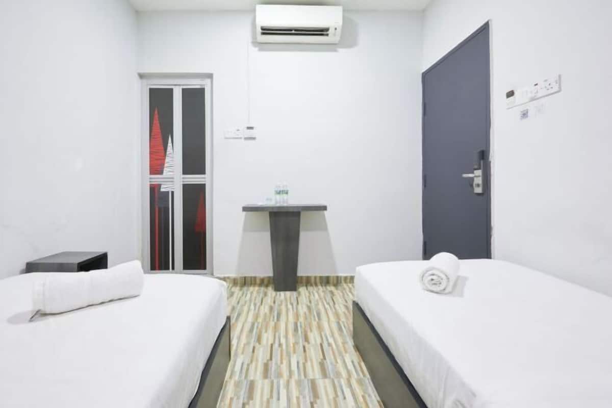 Desk, iron/ironing board, free WiFi, bed sheets