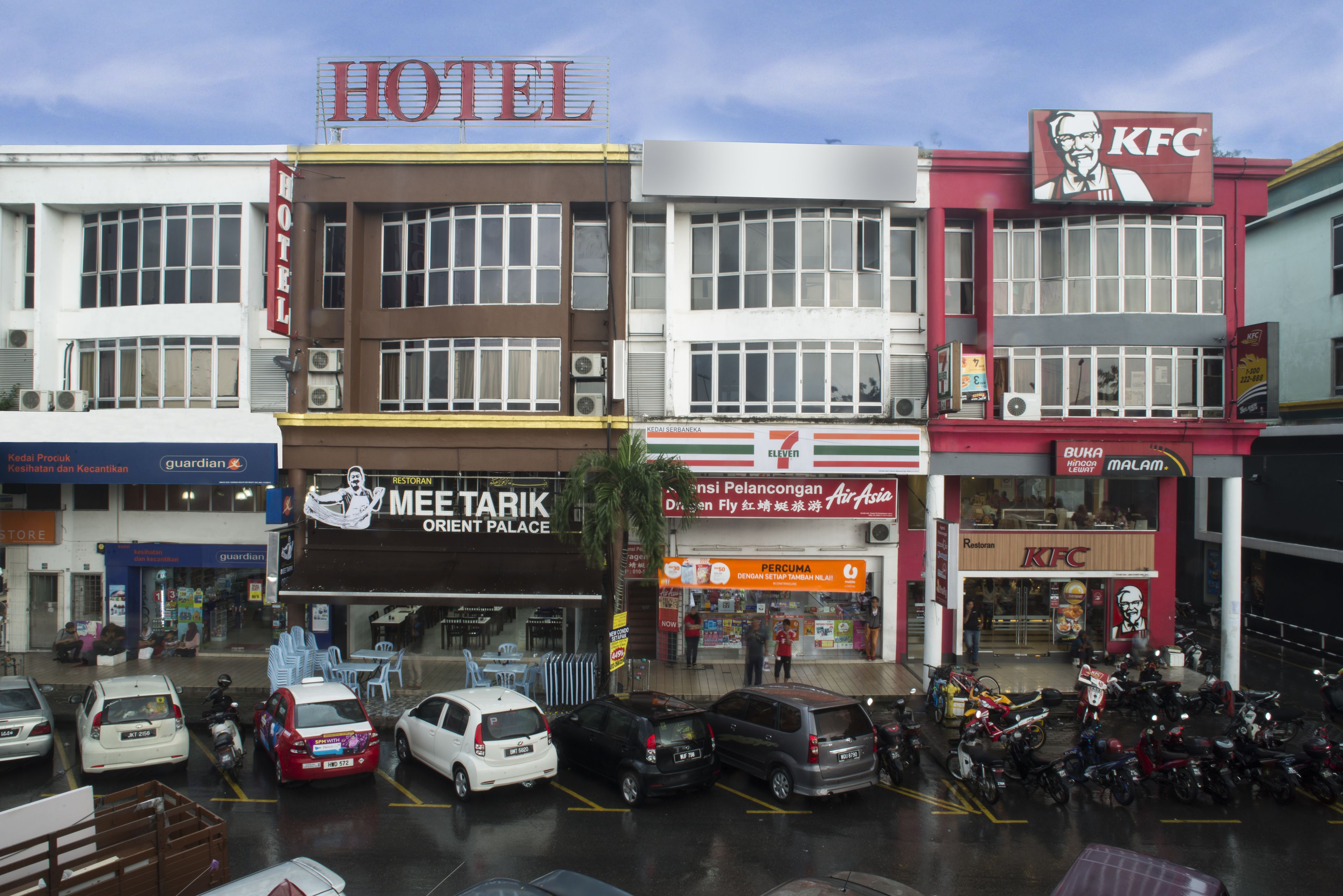 Photo - Fast Hotel Idaman Near To IIUM KL