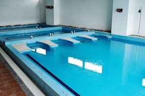 Indoor spa tub - Naruwan Galaxy Place (Taitung)