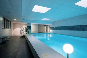 Piscine couverte