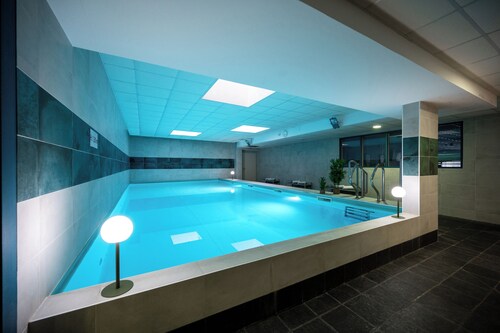 Nemea Appart Hotel Quai Victor Tours Centre