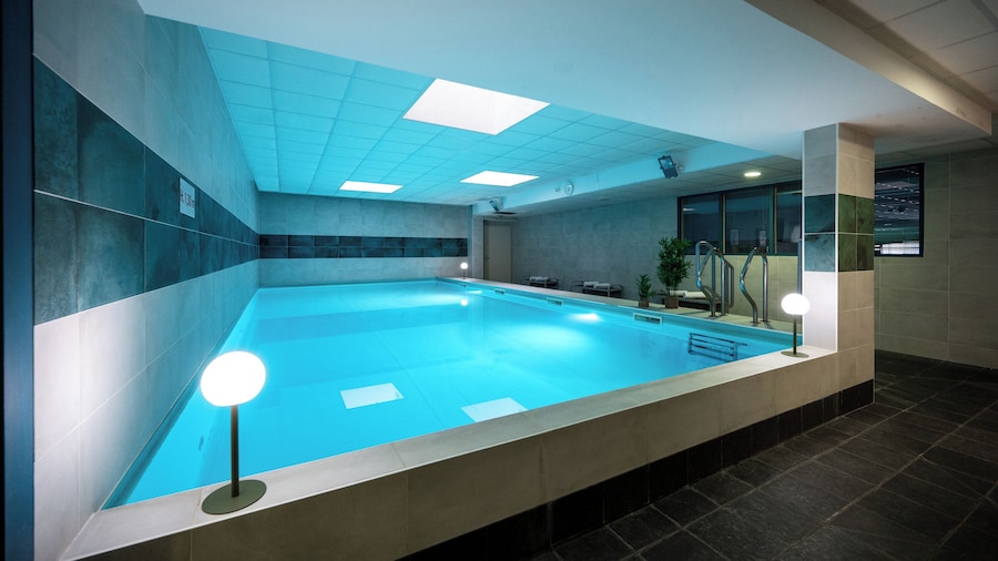 Nemea Appart Hotel Quai Victor Tours Centre