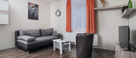 82–senttinen taulutelevisio, jossa digitaalikanavat