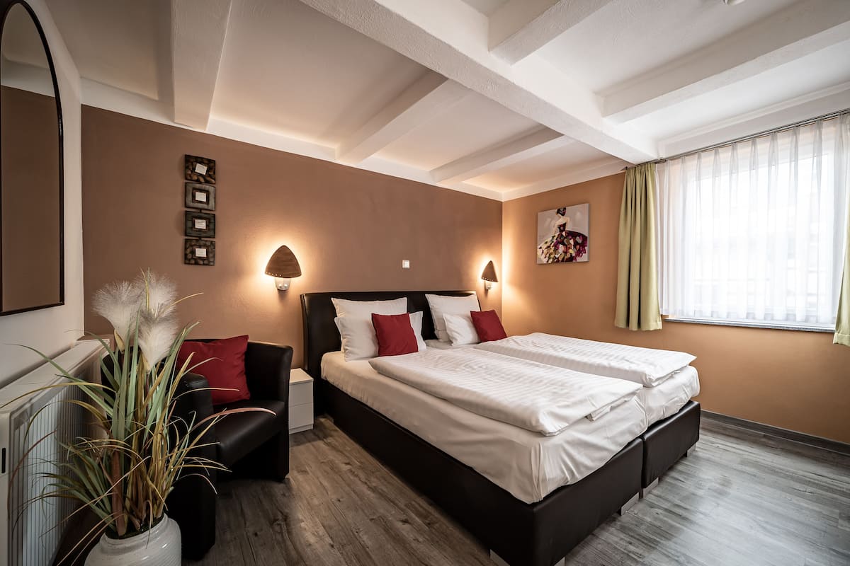 Doppelzimmer | 1 Schlafzimmer, Allergikerbettwaren, Zimmersafe, kostenloses WLAN