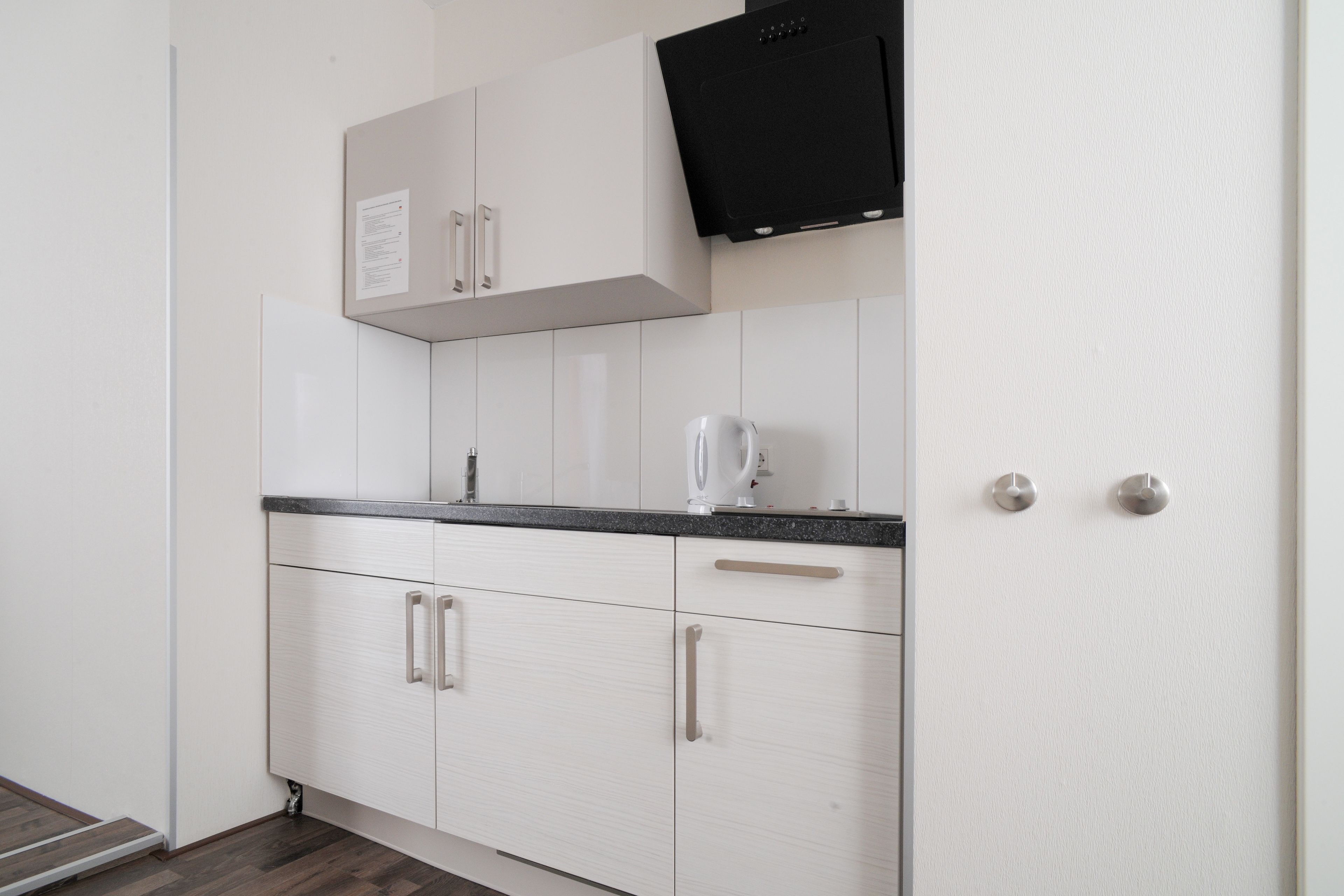 fridge, coffee/tea maker, electric kettle