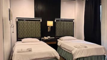 In-room safe, desk, rollaway beds, bed sheets