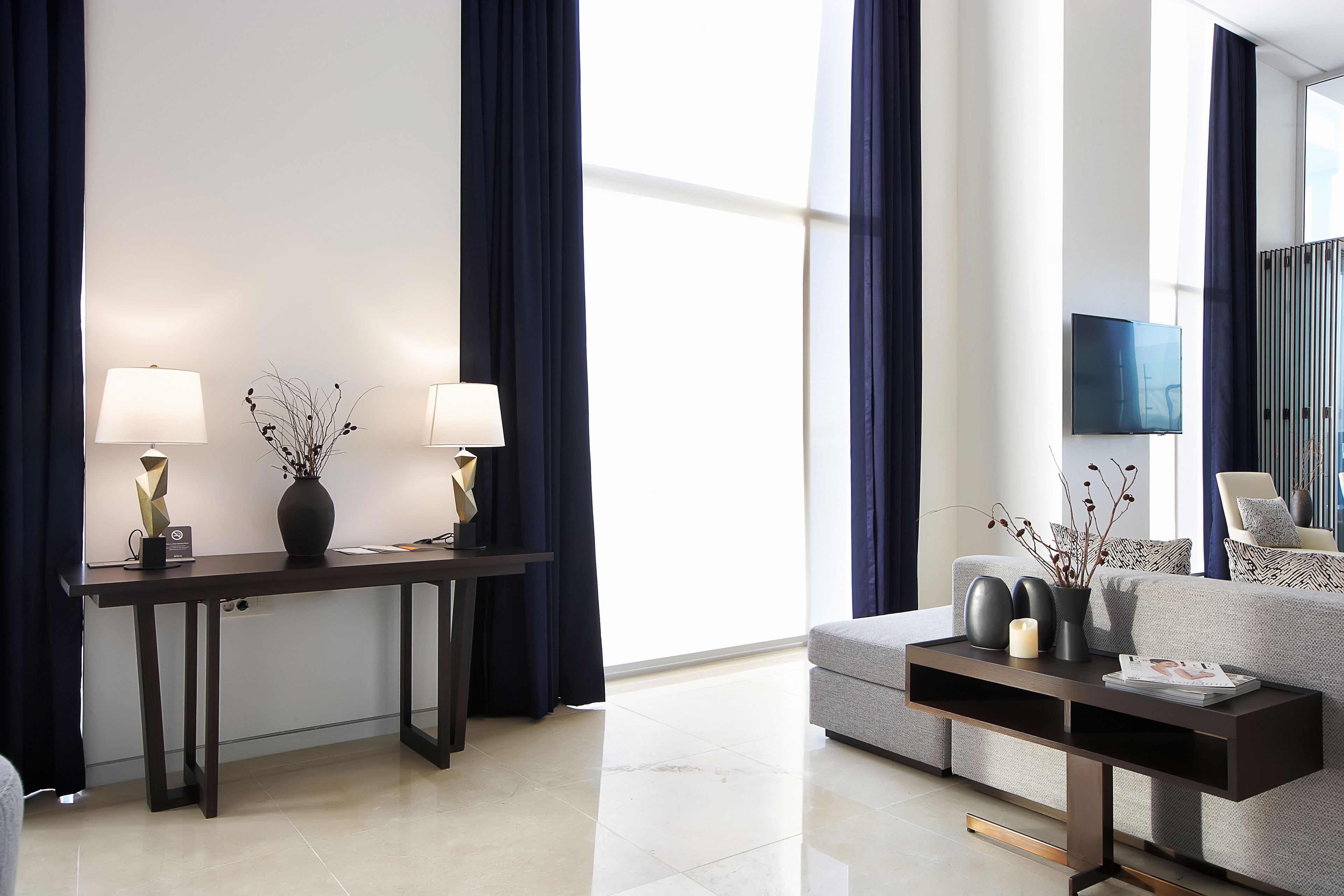 42-inch led tv with satellite channels, tv