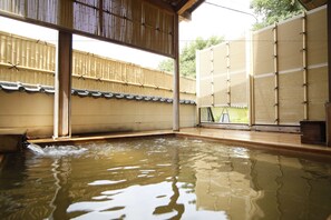 	Japanese Western Style Suite with Open-Air Bath "Hokiboshi", with 2 Semi-double Beds | Bathroom
