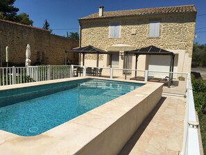 Pool - Holiday home with private fenced pool (Aubais)
