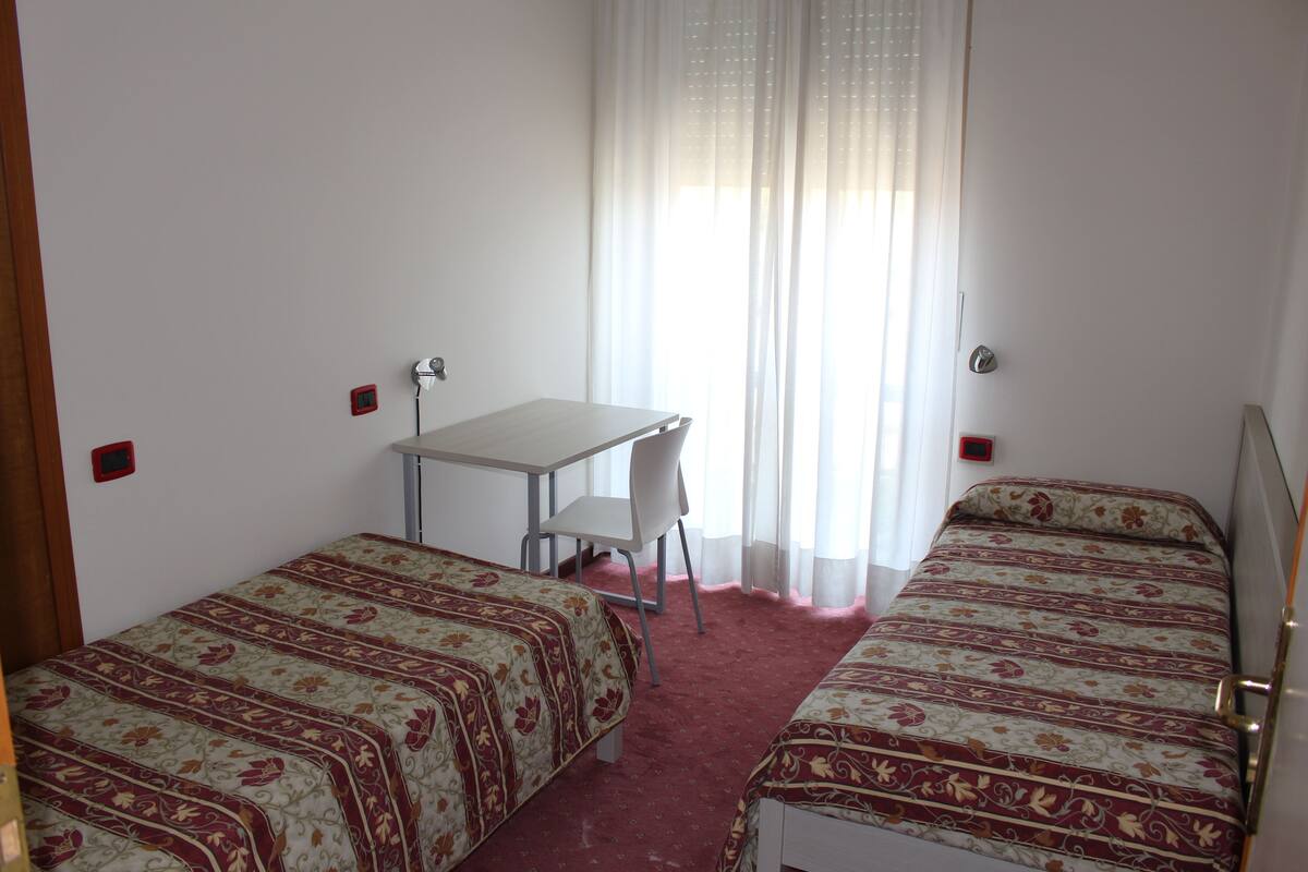 Family Room | Free WiFi