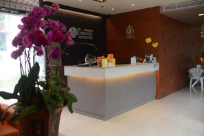 Reception - Seaview Holiday Resort (Mui Wo)