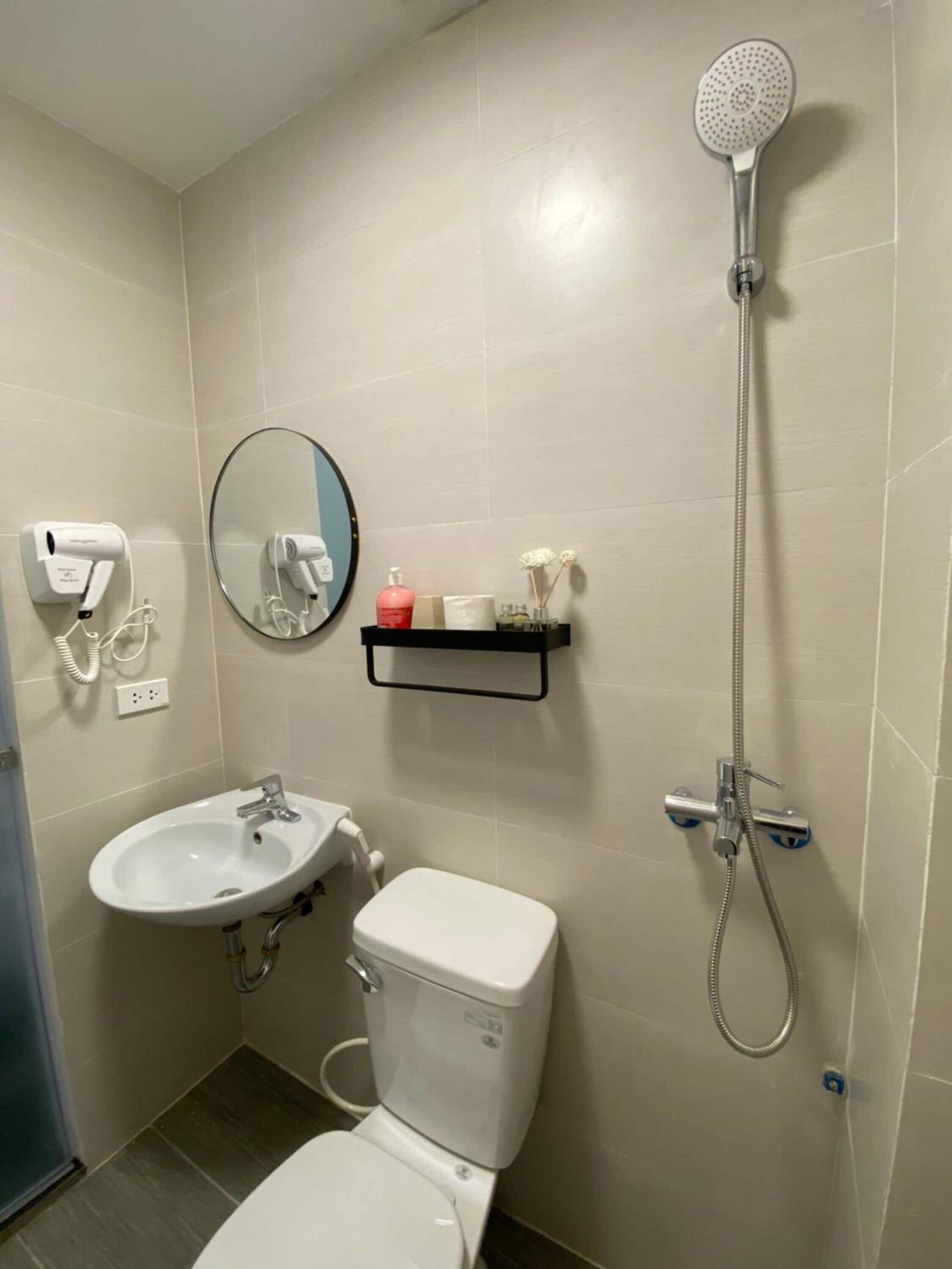 Photo - Thức at 3am - Old Quarter Hanoi Lotus