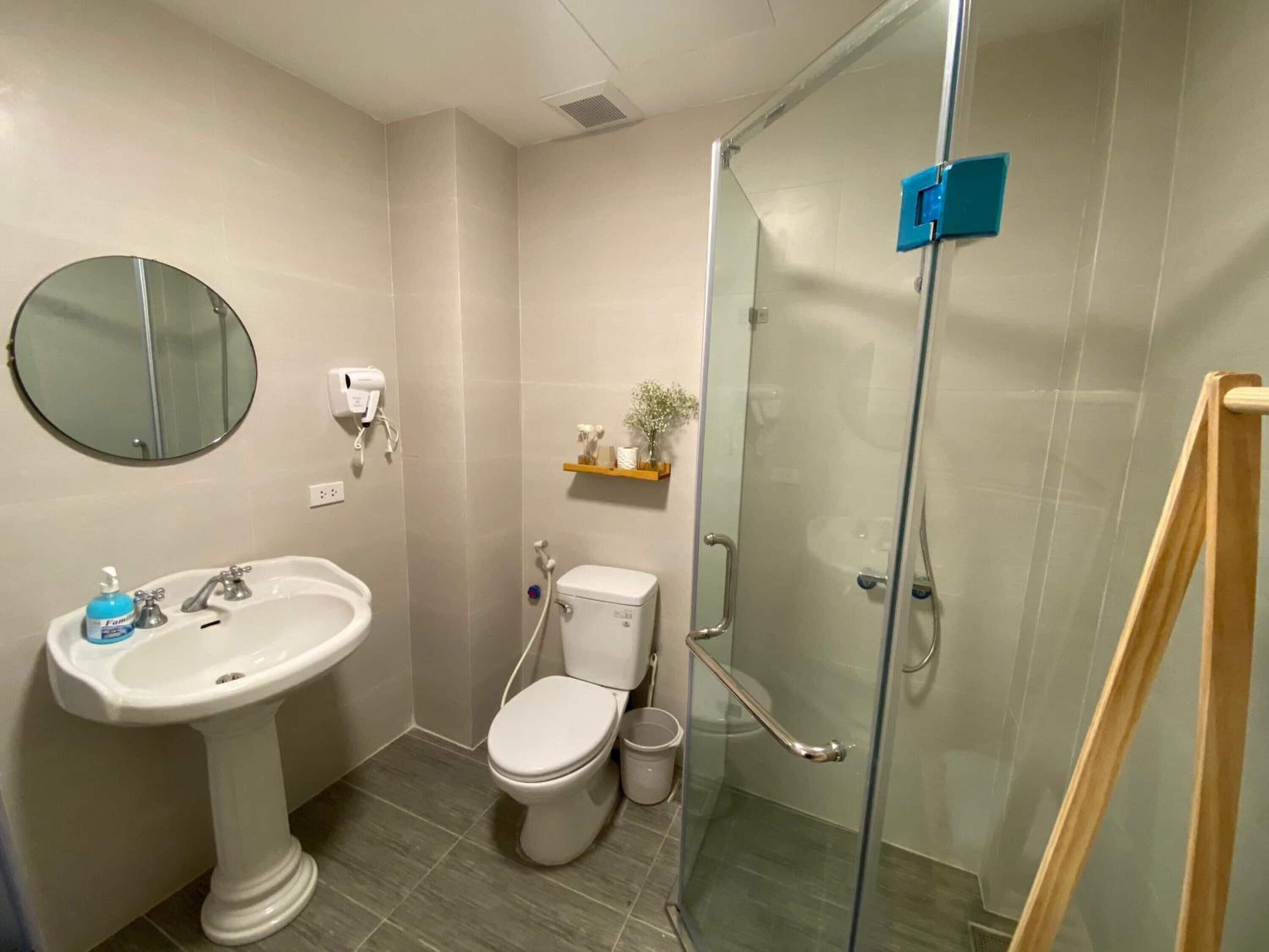 Photo - Thức at 3am - Old Quarter Hanoi Lotus