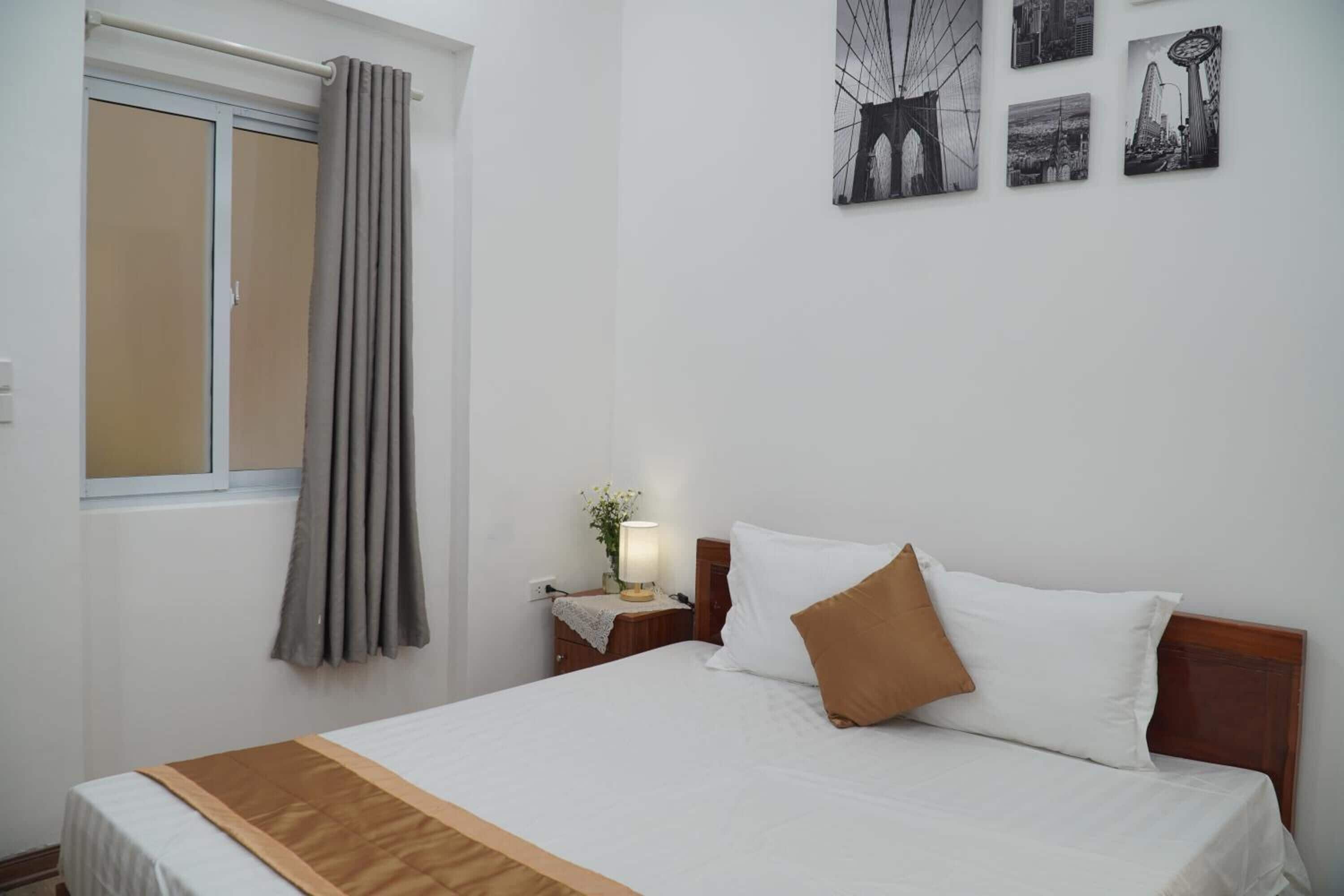 Photo - Thức at 3am - Old Quarter Hanoi Lotus