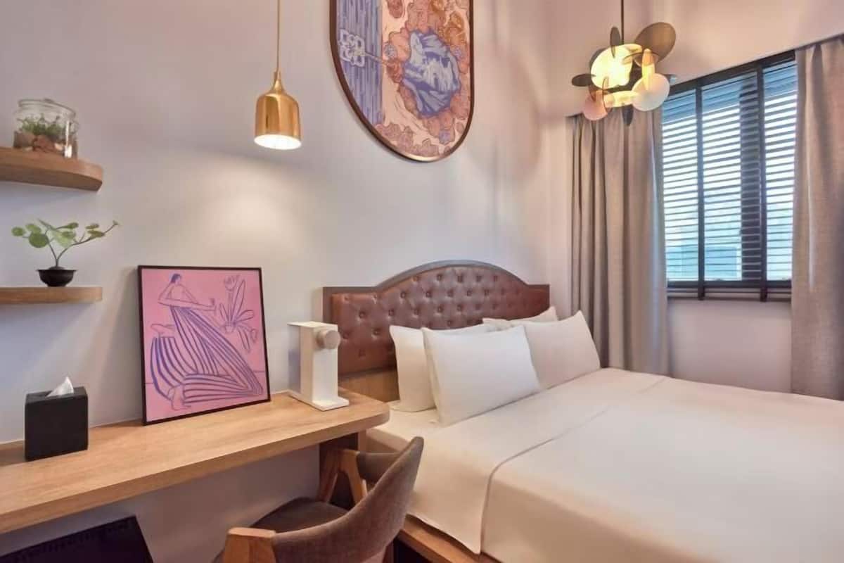 1 bedroom, in-room safe, individually decorated, individually furnished