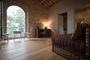 Suite | Living area
