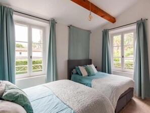 3 bedrooms, WiFi