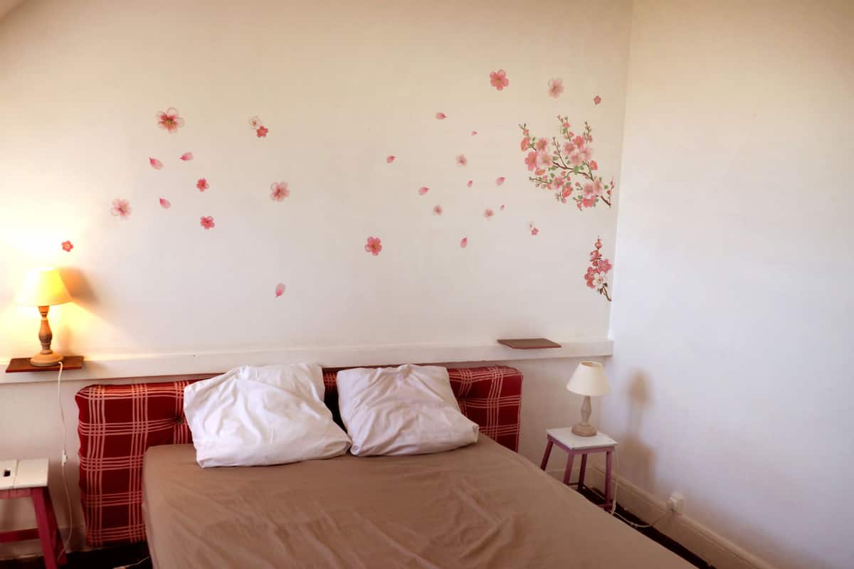 Standard Apartment, Park View (201 Sous les Toits)