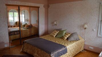 Villa, 4 Bedrooms, Sauna, Sea View | 4 bedrooms, desk