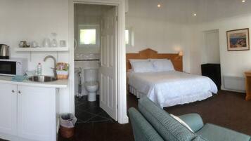 Geluiddichte muren, gratis wifi, beddengoed