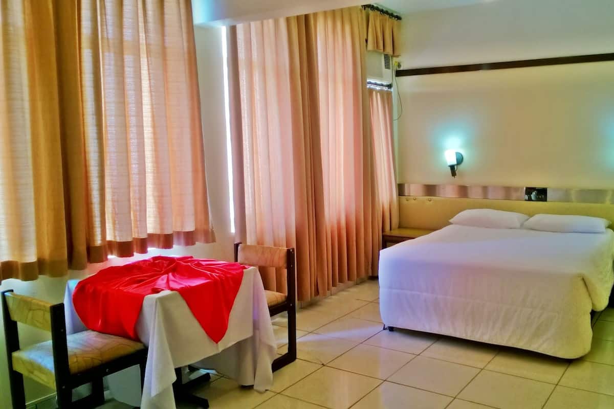 Rollaway beds, free WiFi