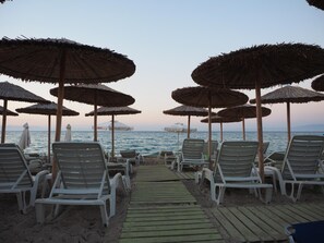 Beach nearby - Alkionides Rooms (Kassandra)