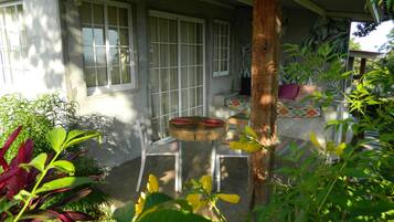 Deluxe Villa, 1 Bedroom, Terrace, Sea View | Premium bedding, in-room safe, free cots/infant beds, free rollaway beds