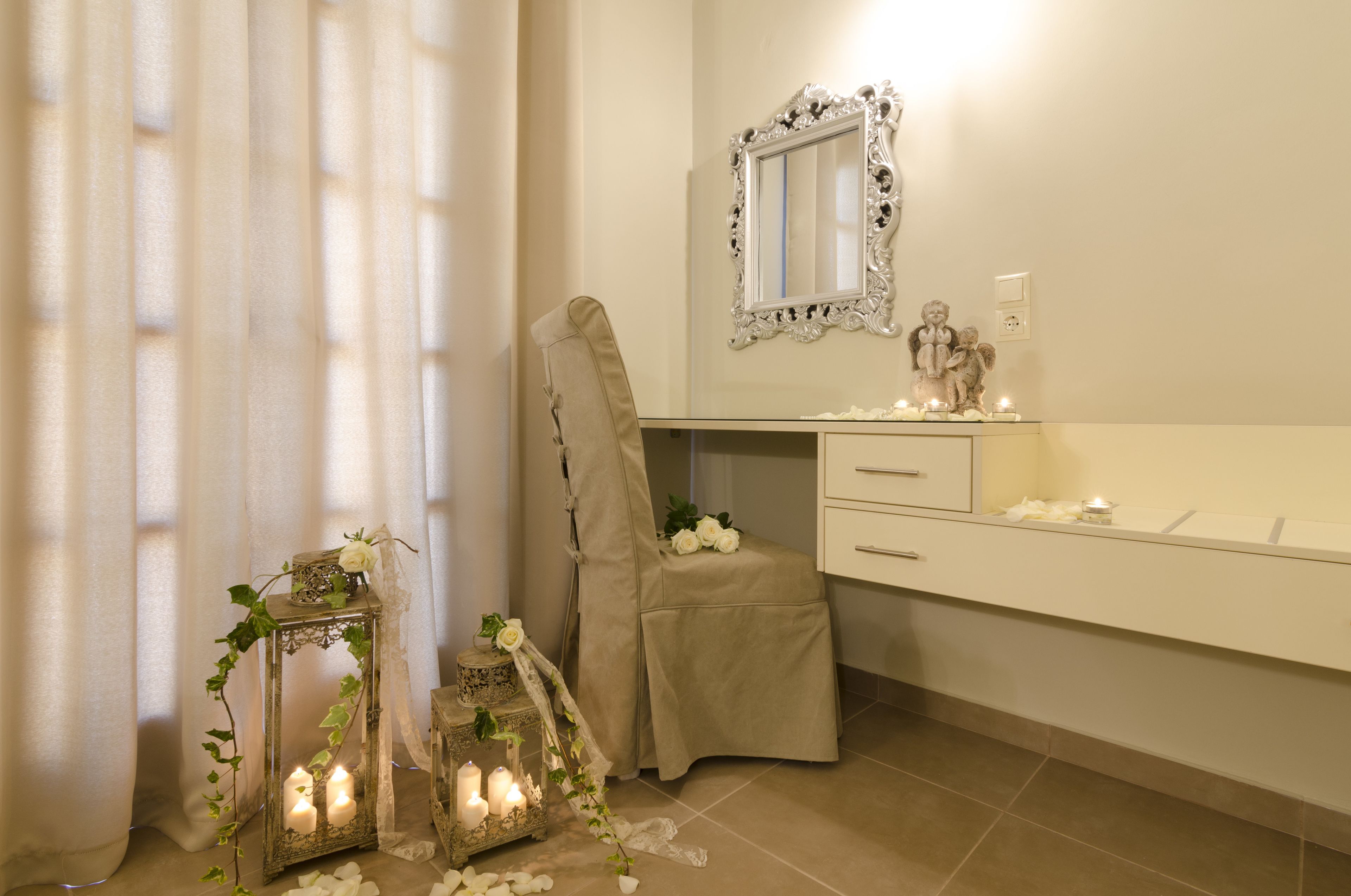 Superior Apartment, 1 Bedroom | Iron/ironing board, free WiFi, bed sheets