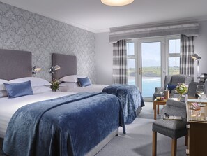 熨斗/熨衣板、免费 WiFi、床单