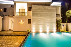 Outdoor pool - Kevans Casa (Mahiyanganaya)