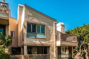 Condo, 3 quartos | Fachada