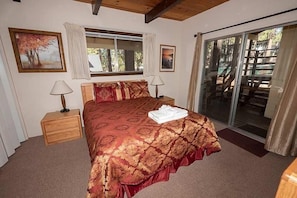 3 bedrooms, free WiFi, bed sheets - 1360 Knoll Lane 3 Bedroom Home by RedAwning (South Lake Tahoe)