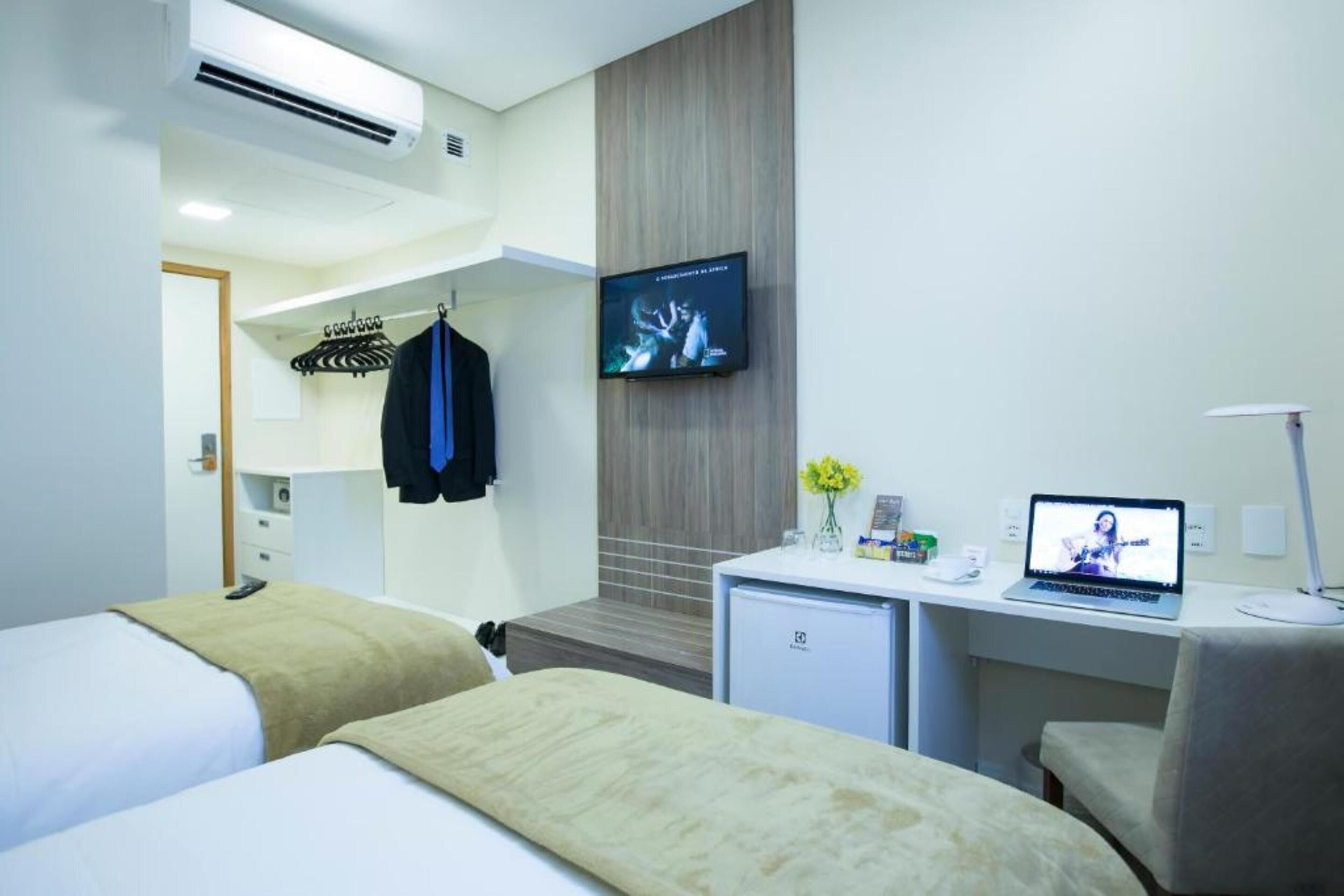 1 bedroom, minibar, in-room safe, desk